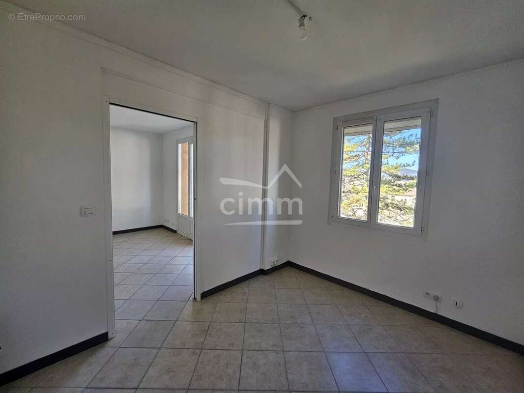 Appartement à ORAISON