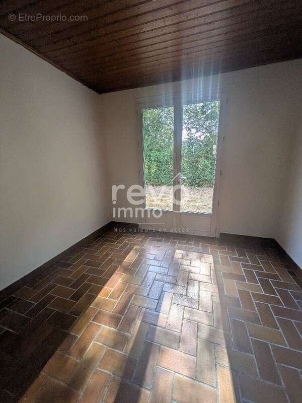 Maison à SAINT-COLOMBAN