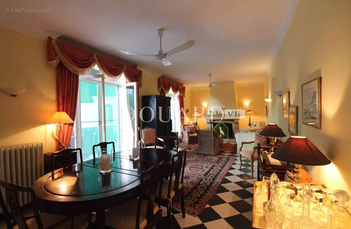 Maison à ROQUEBRUNE-CAP-MARTIN