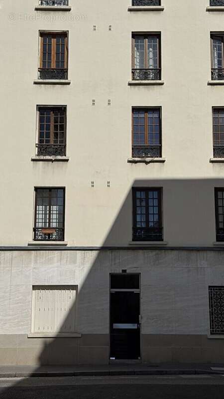 Appartement à PARIS-7E