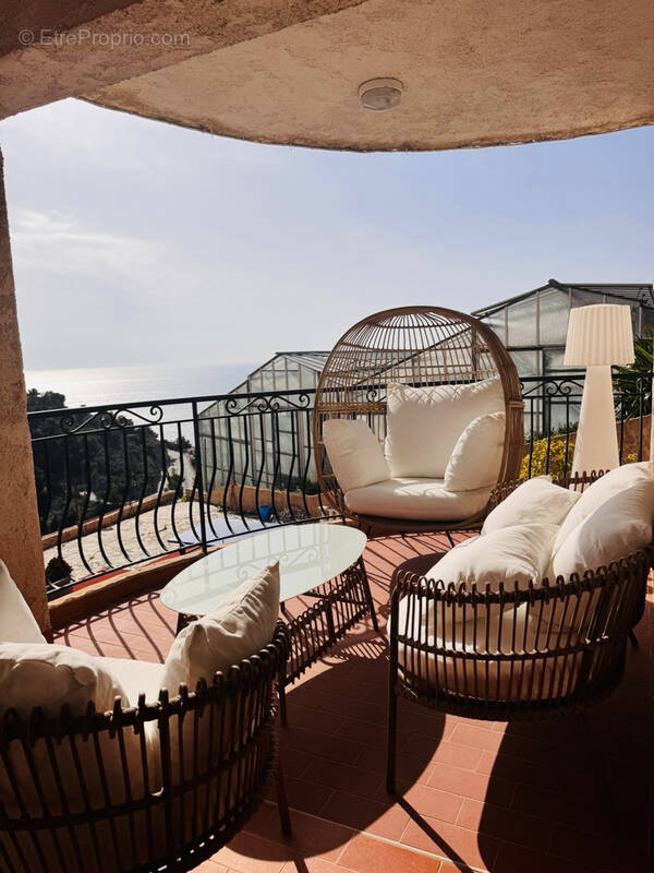 Appartement à EZE