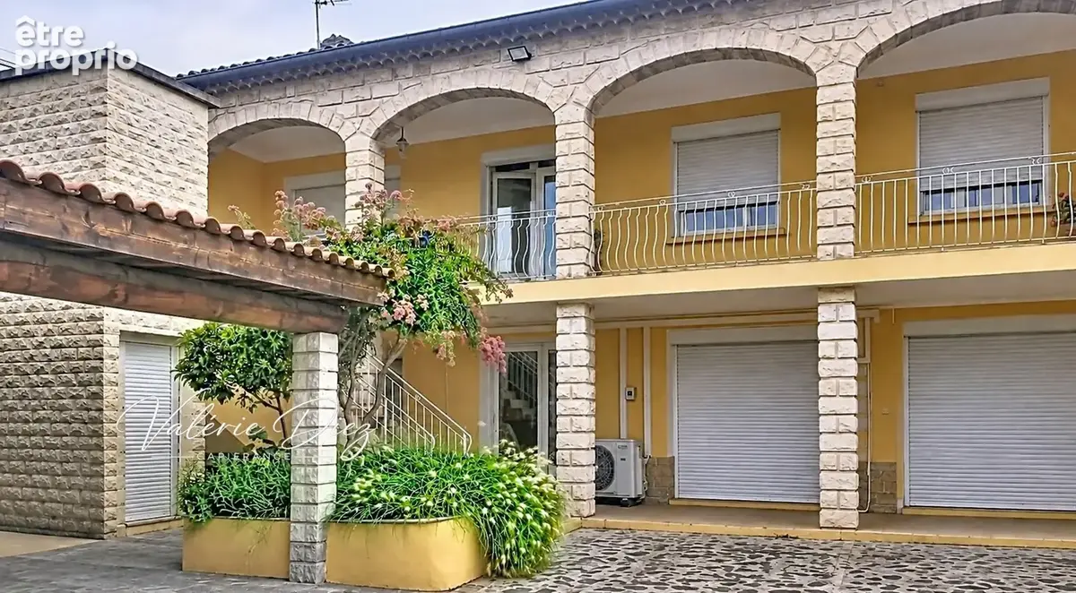 Maison à MONTEUX