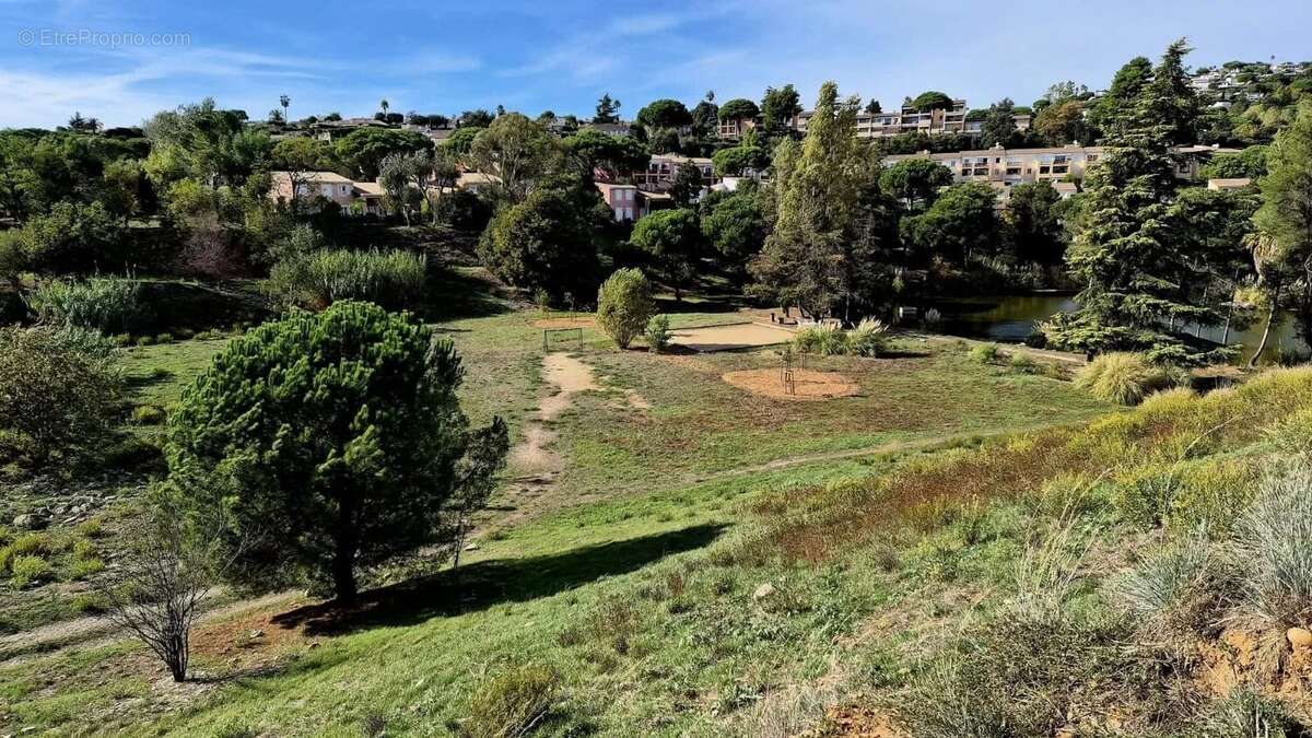 Appartement à VILLENEUVE-LOUBET