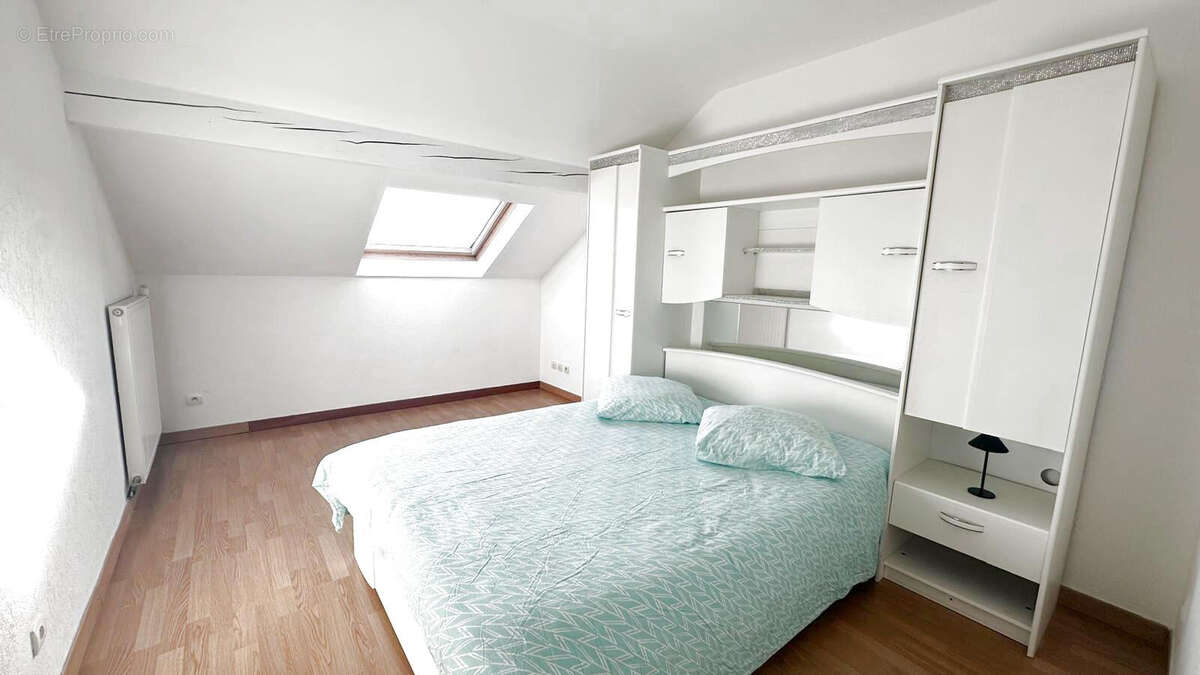 Appartement à VETRAZ-MONTHOUX