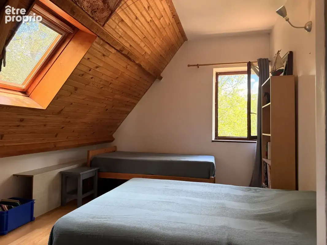Maison Traditionnelle T5 - 142m2 sur 6300m2 de jardin - photo 11