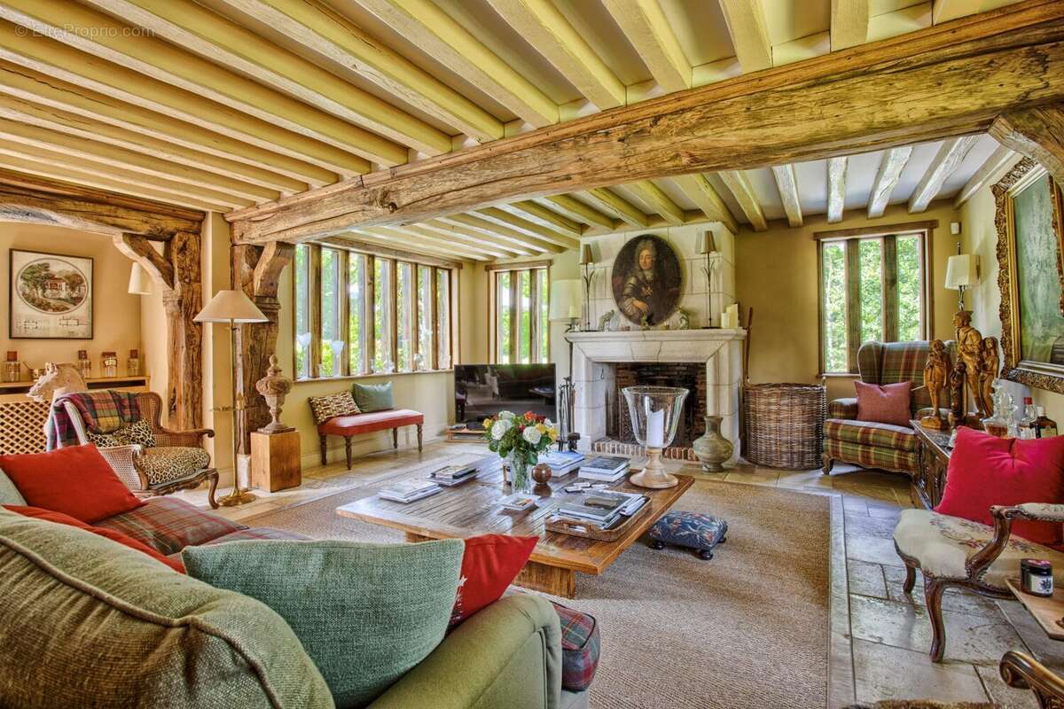 Maison à PONT-L&#039;EVEQUE