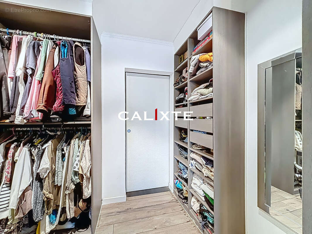 Appartement à LE CANNET