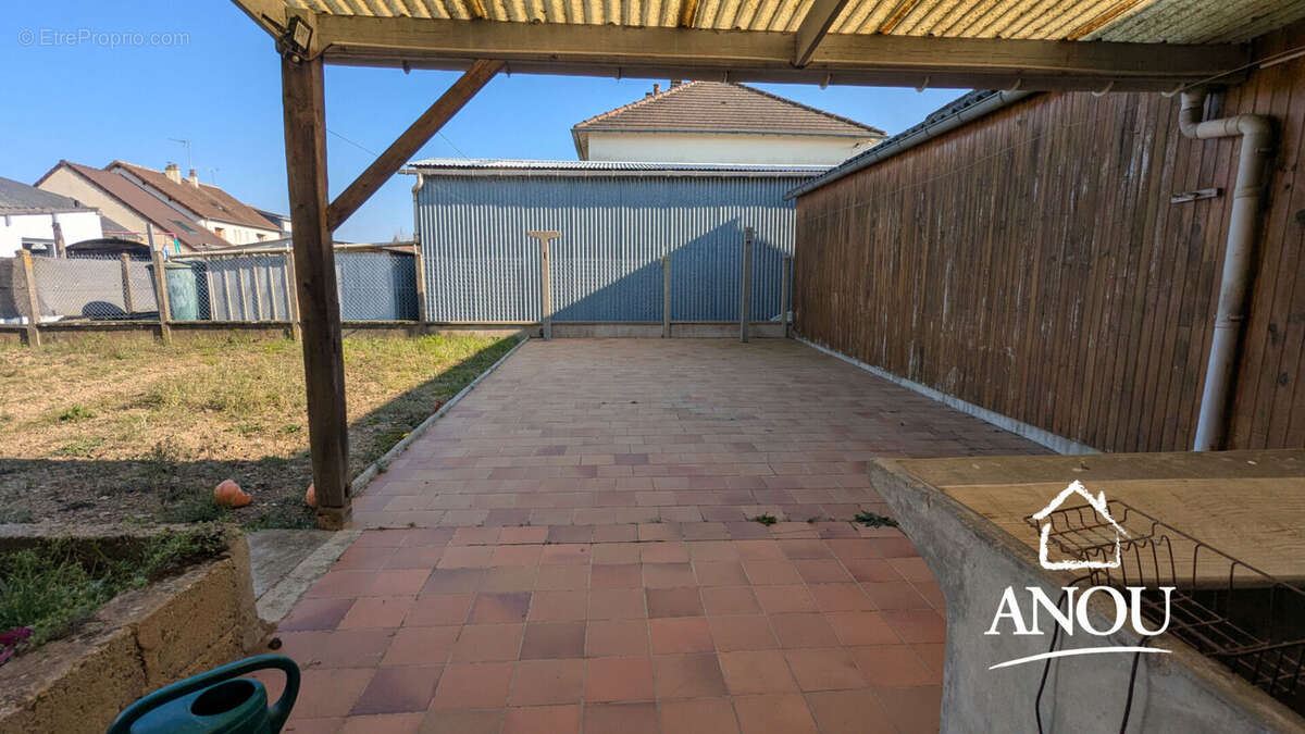 Maison à DAMPIERRE-SOUS-BROU