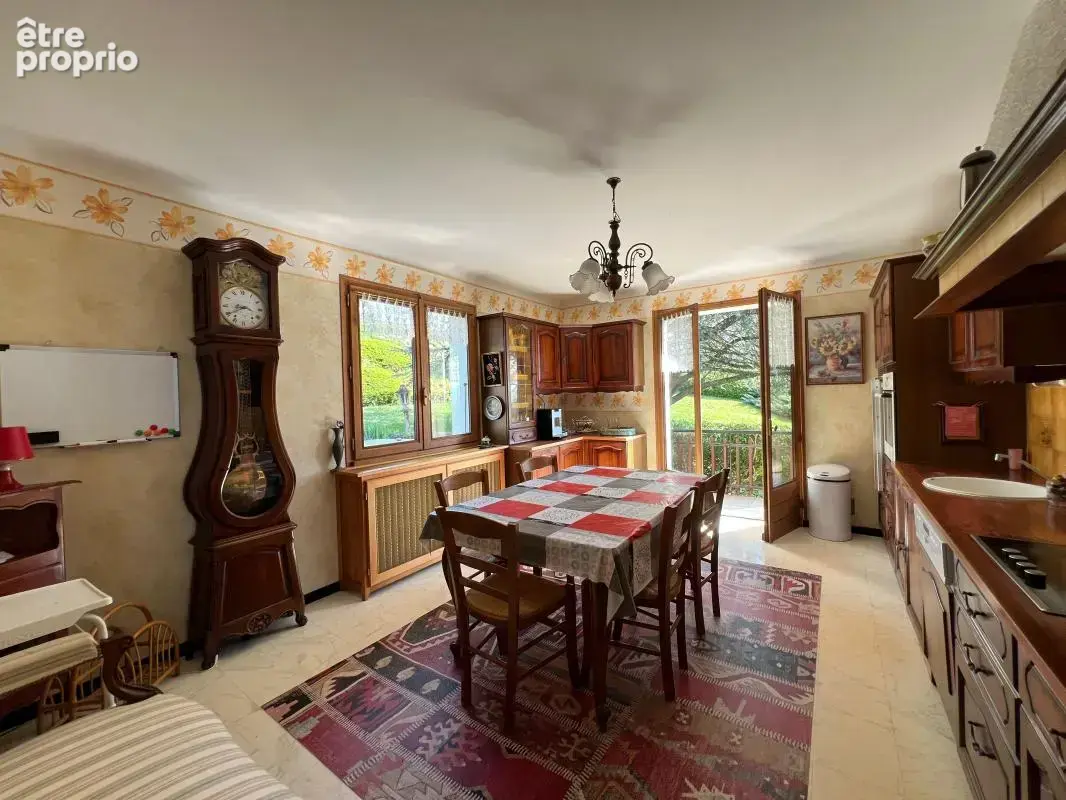 À VENDRE – SAINT-EUSÈBE (74150) - Maison familiale avec vue panoramique - photo 5