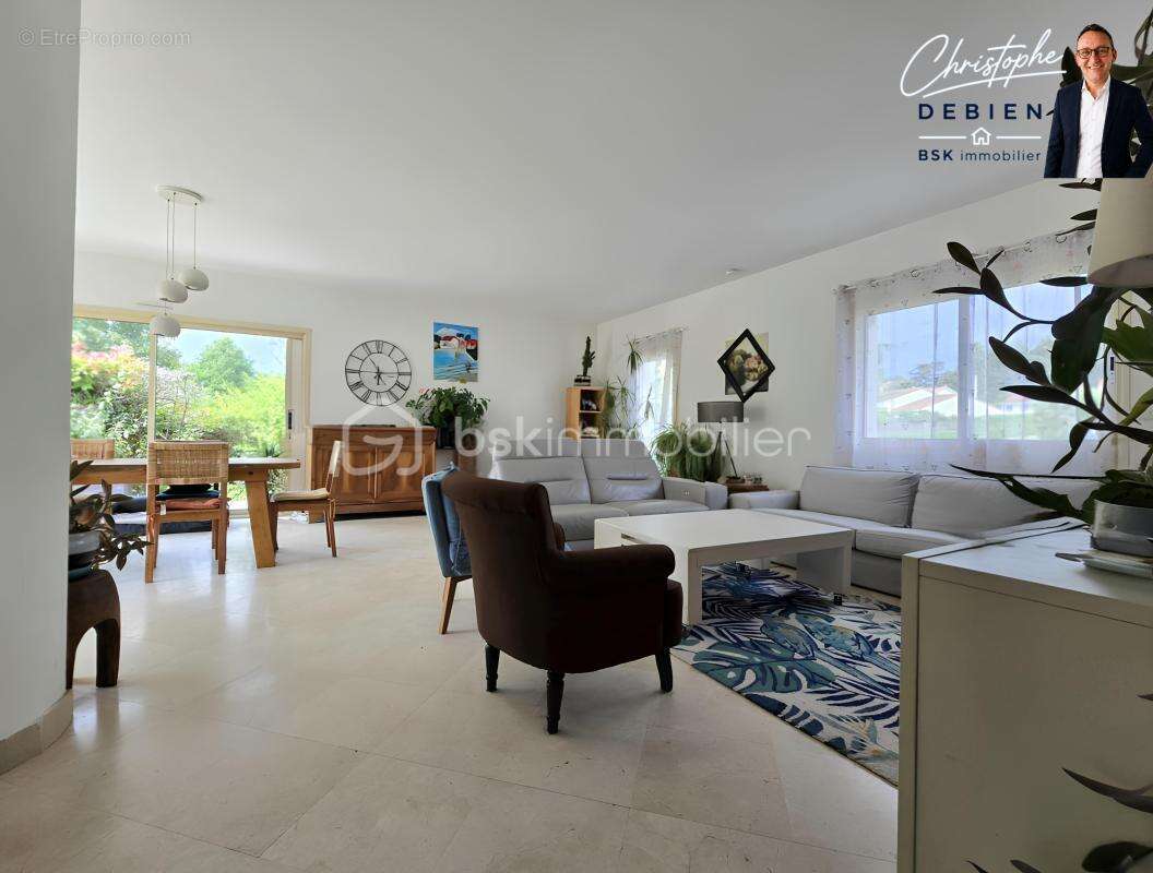 Maison familiale de plain-pied avec sous-sol aménagé, 4 chambres et grand jardin au calme – chavagnes-en-paillers - photo 3