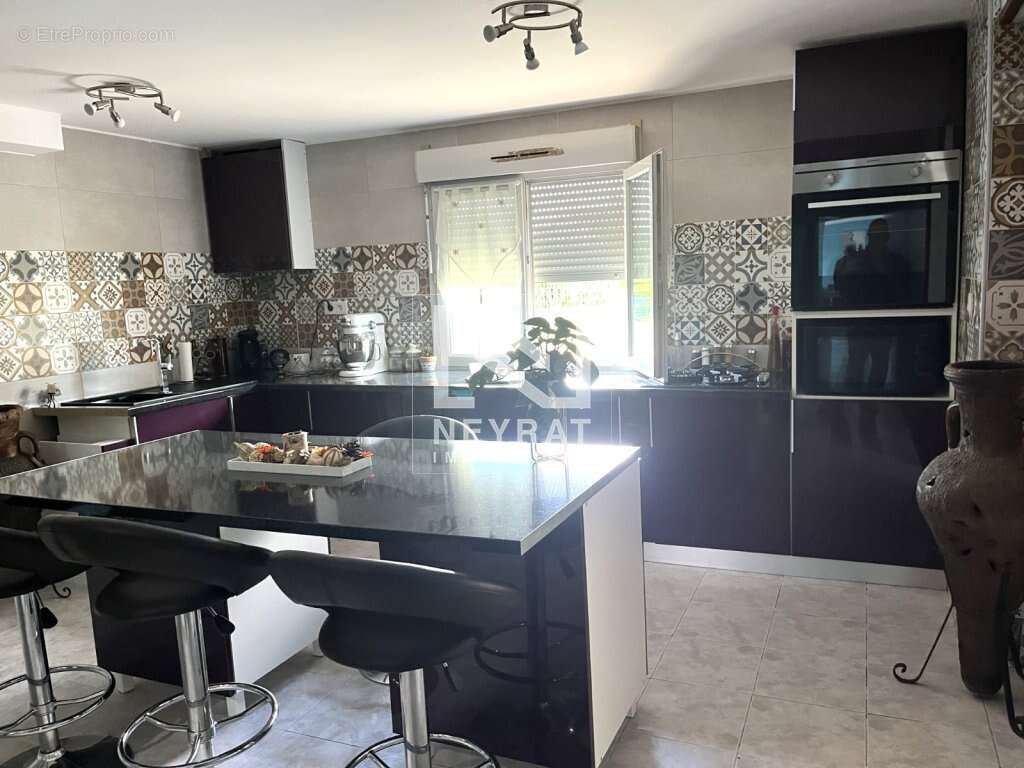 Maison 289 m² à Farges-Les-Chalon  - photo 12