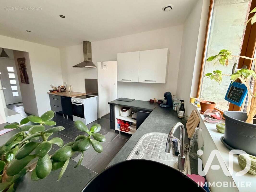 Maison 102 m² à Montigny-En-Ostrevent  - photo 3