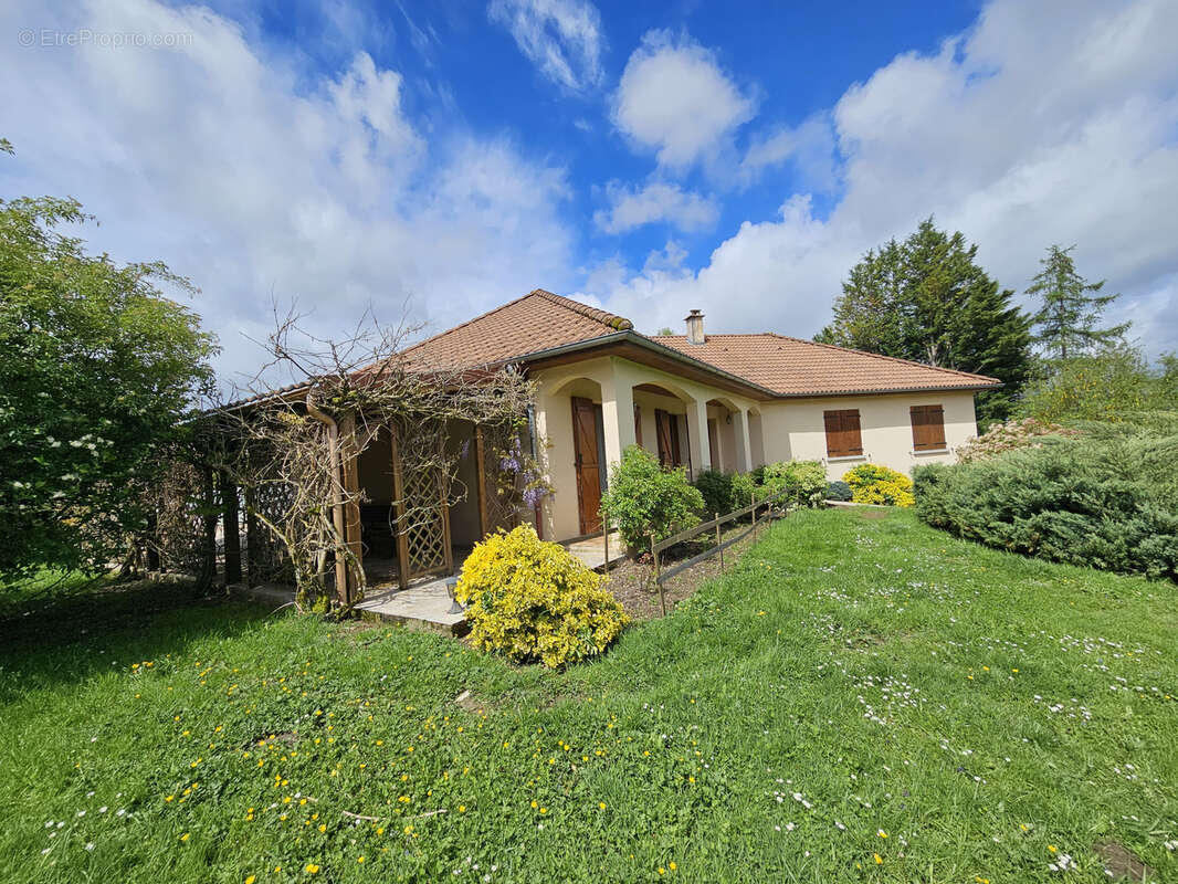 Maison à BOURGANEUF