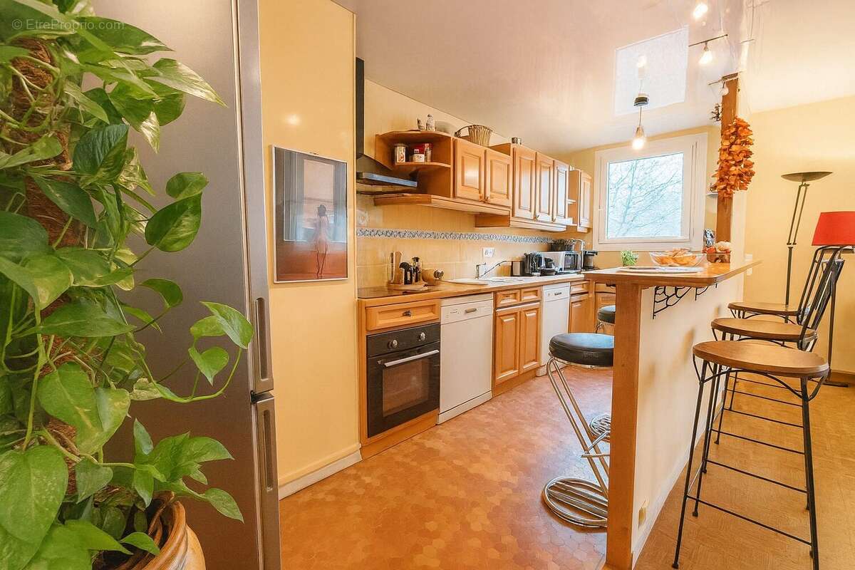 Appartement à MAISONS-ALFORT