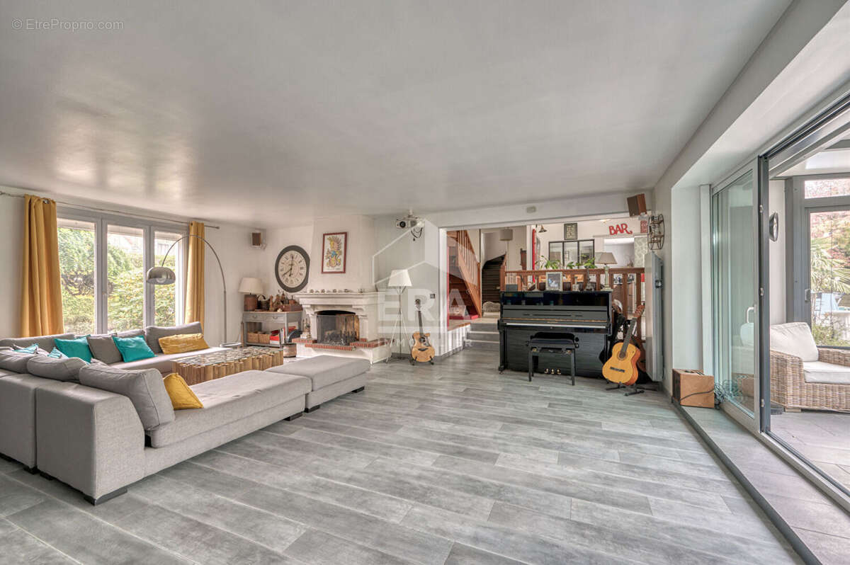 Maison à NOISY-LE-ROI