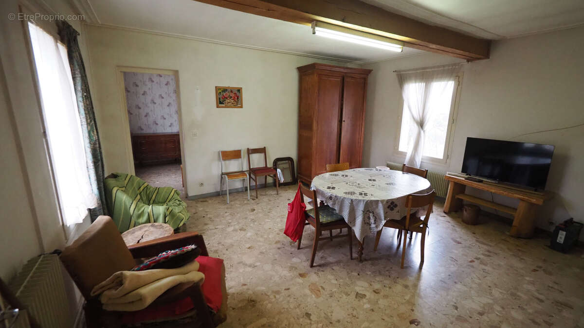 Maison à PERNOIS