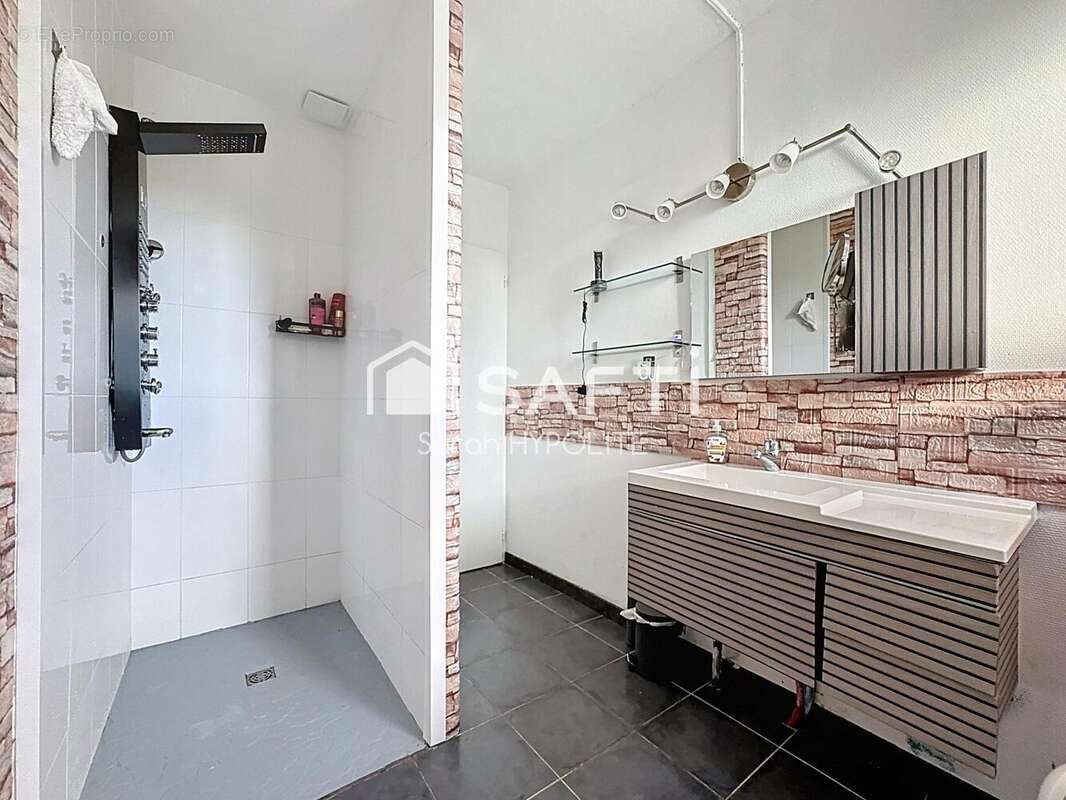 Photo 7 - Maison à ARVEYRES