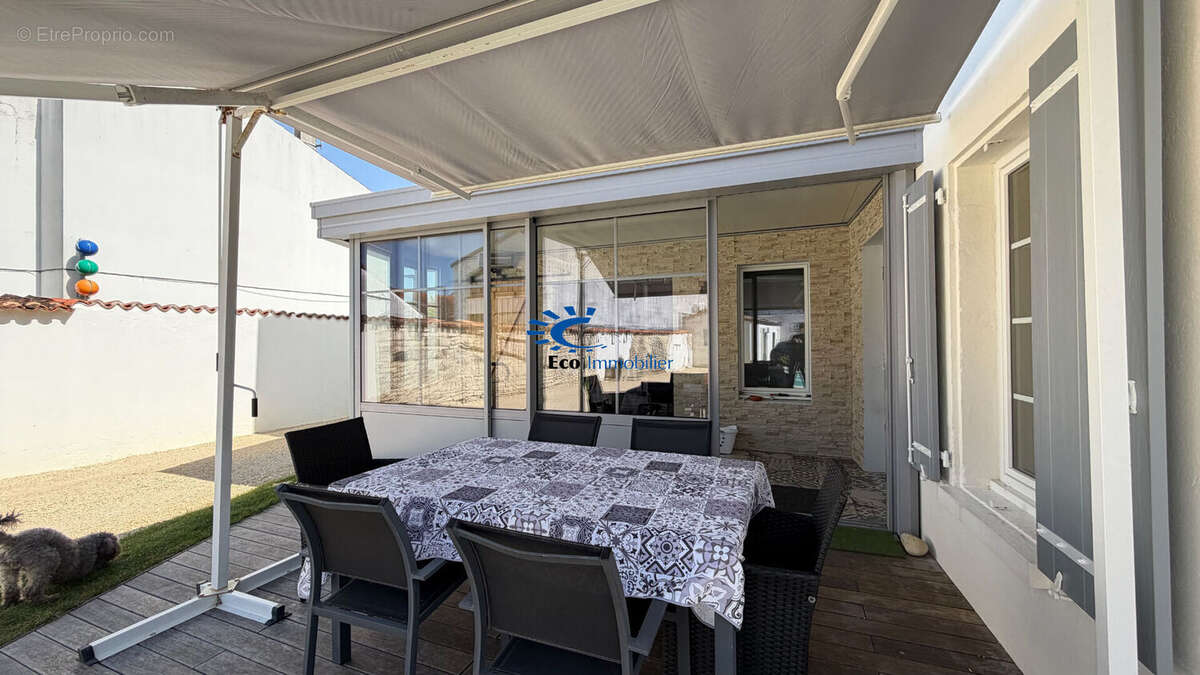 Aigrefeuille d'aunis maison de bourg 220 m² 4 chambres piscine - photo 11