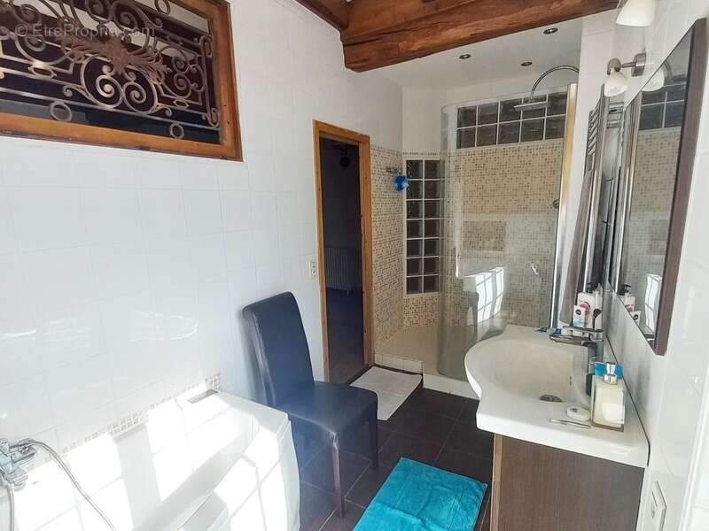 Maison de charme à vendre 6 pièces à SAINT VINNEMER (89) et son terrain de 700m² - photo 10