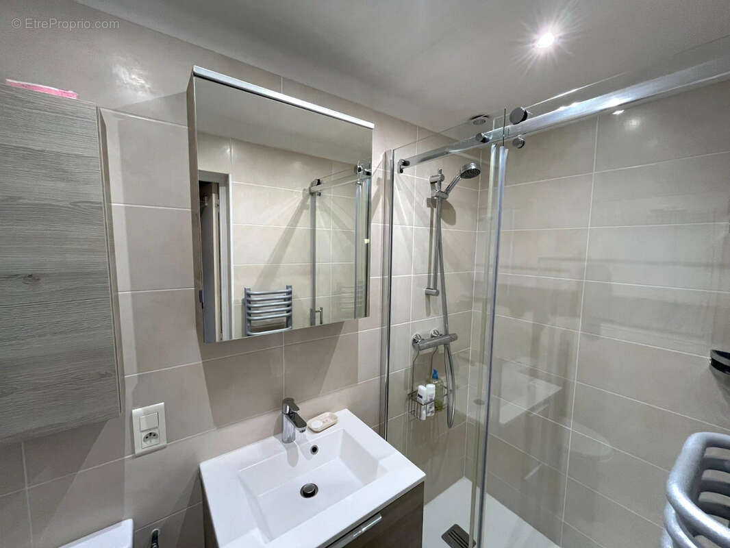 Maison à BORMES-LES-MIMOSAS