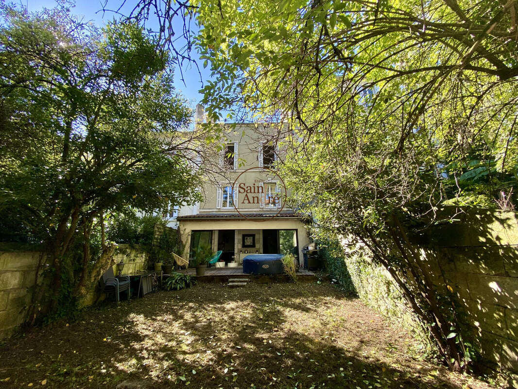 Maison à ANGOULEME