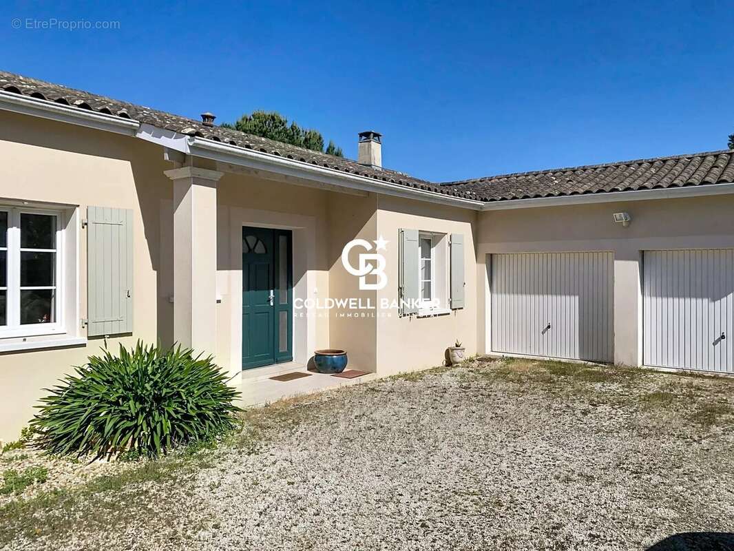 Maison de plain-pied 4 chambres avec double garage – Terrain de 2488m² – À quelques minutes des plages de La Tremblade - photo 6