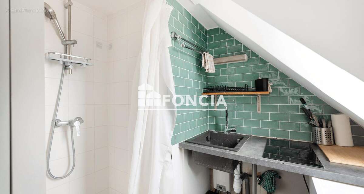 Appartement à PARIS-10E