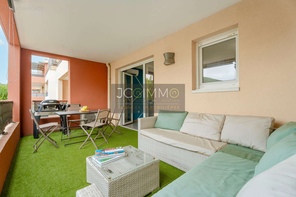 Cuers (les rayols/saint lazare/les bousquets) - appartement t3 - terrasse+ balcon - 2 places de parking - - photo 4