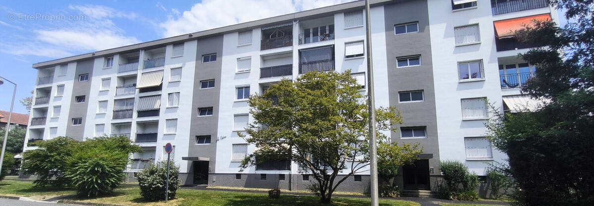 Appartement à BILLERE