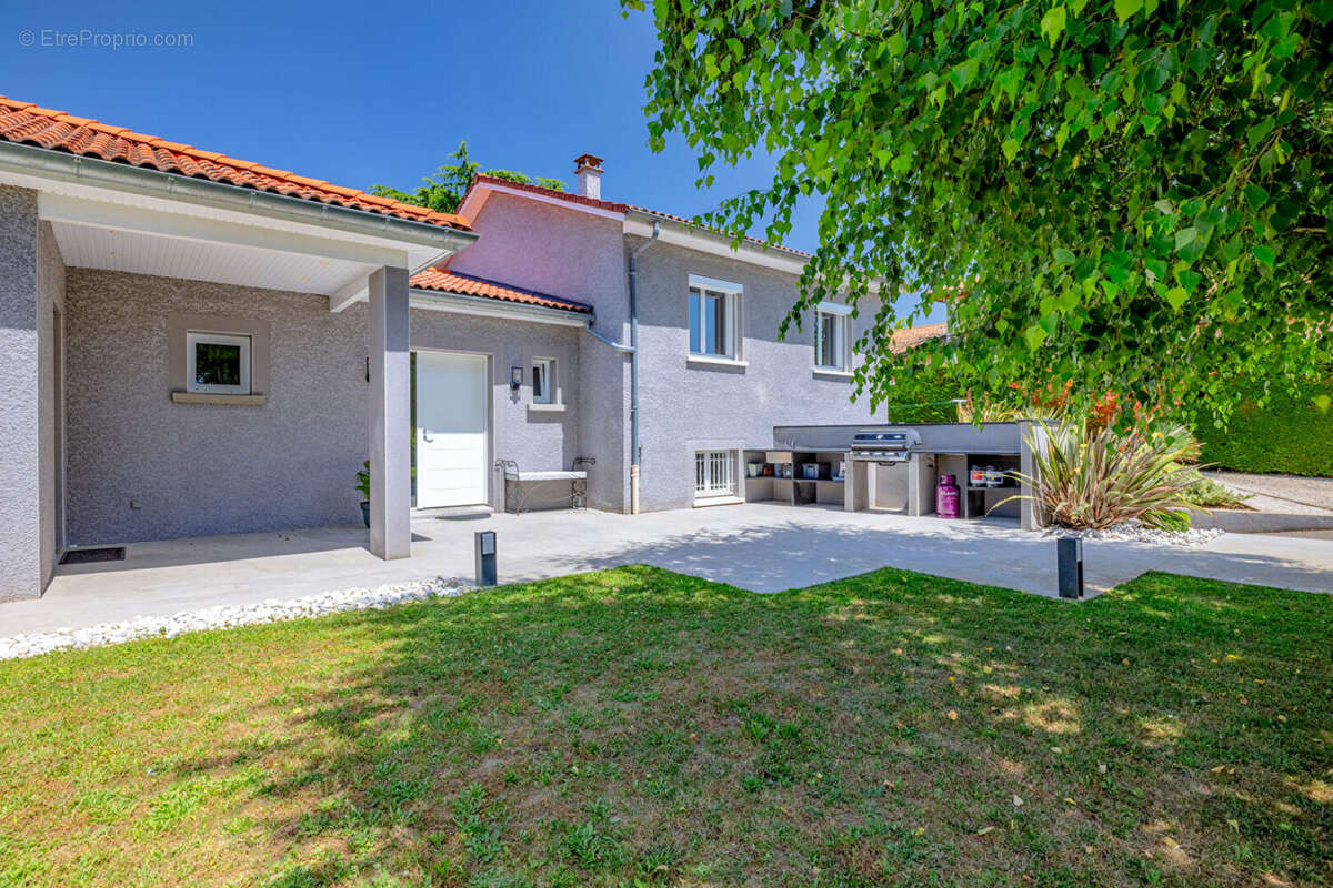 Villa de prestige à Sermenaz - photo 18