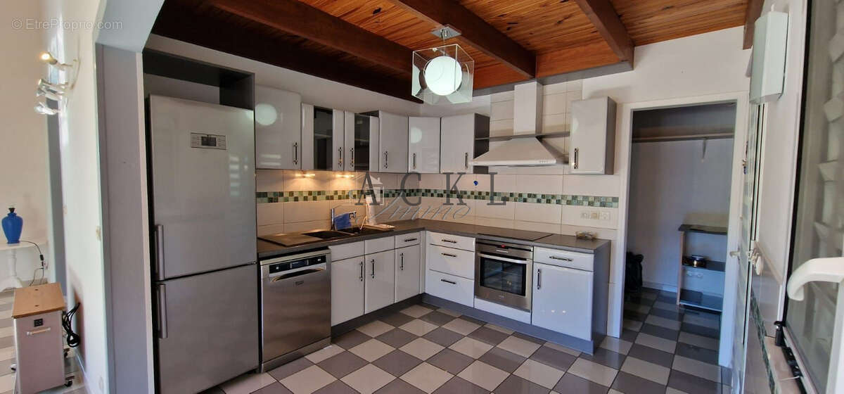 Maison à ENTRE-DEUX