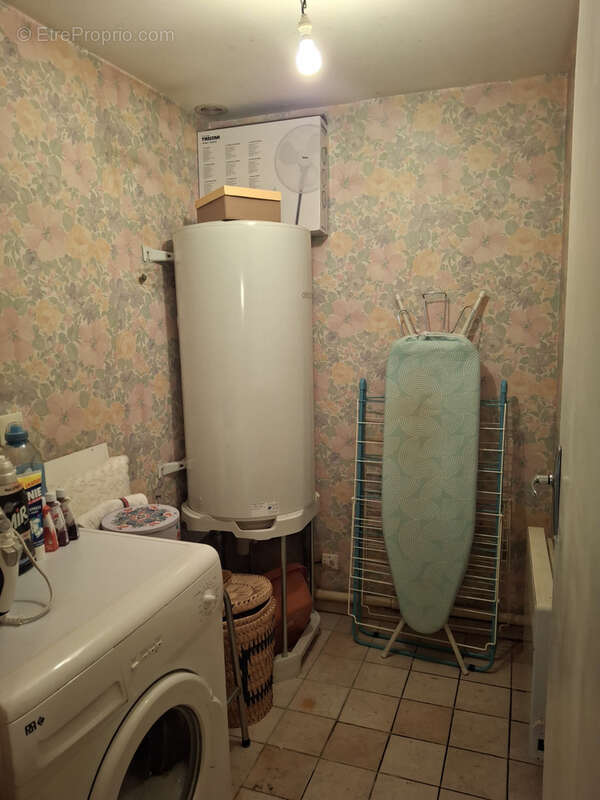 Special investisseur : appartement et garage bourgueil centre avec locataire. - photo 9