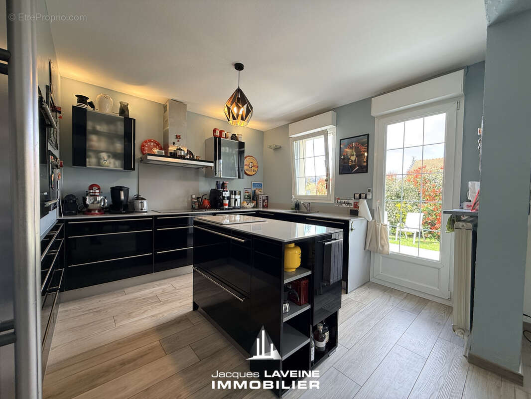 Maison à CORNY-SUR-MOSELLE