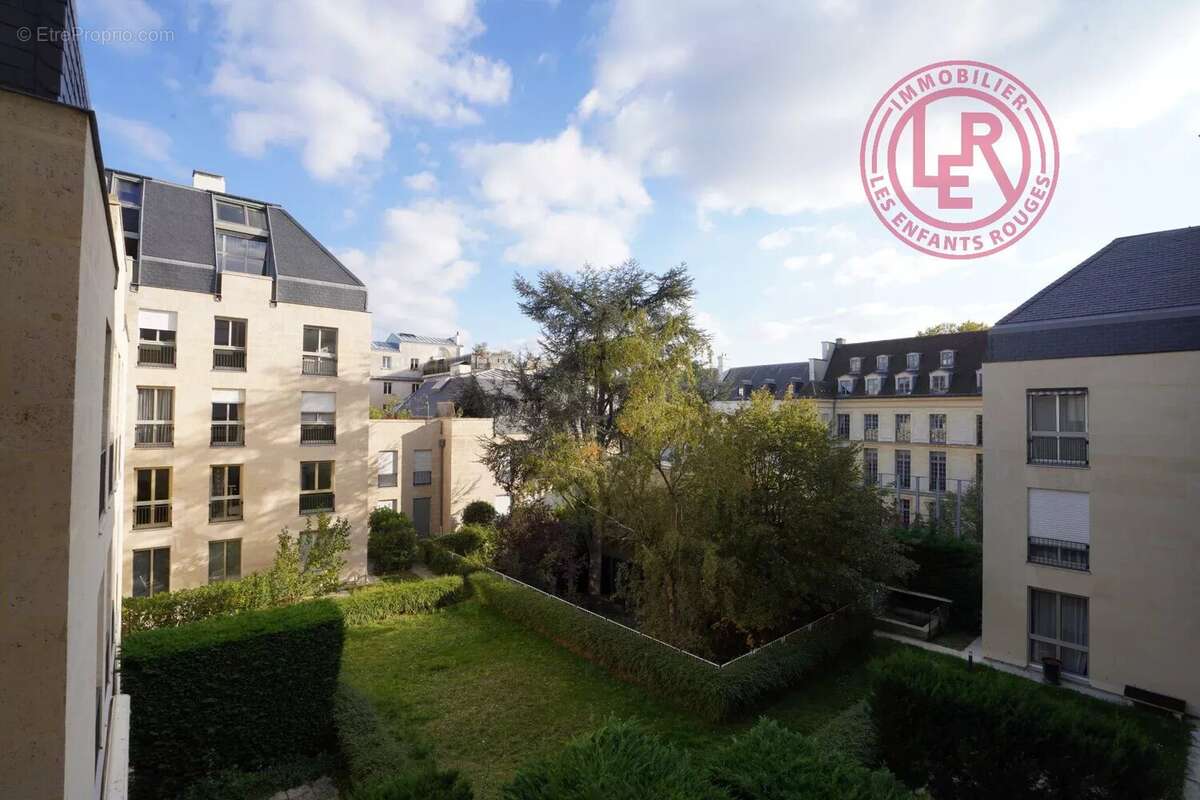 Appartement à PARIS-3E