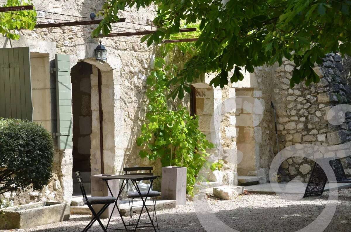 Maison à PLAN-D'ORGON