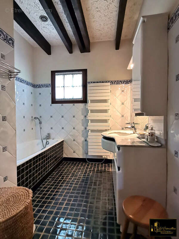 Maison à ROCHEFORT-EN-YVELINES