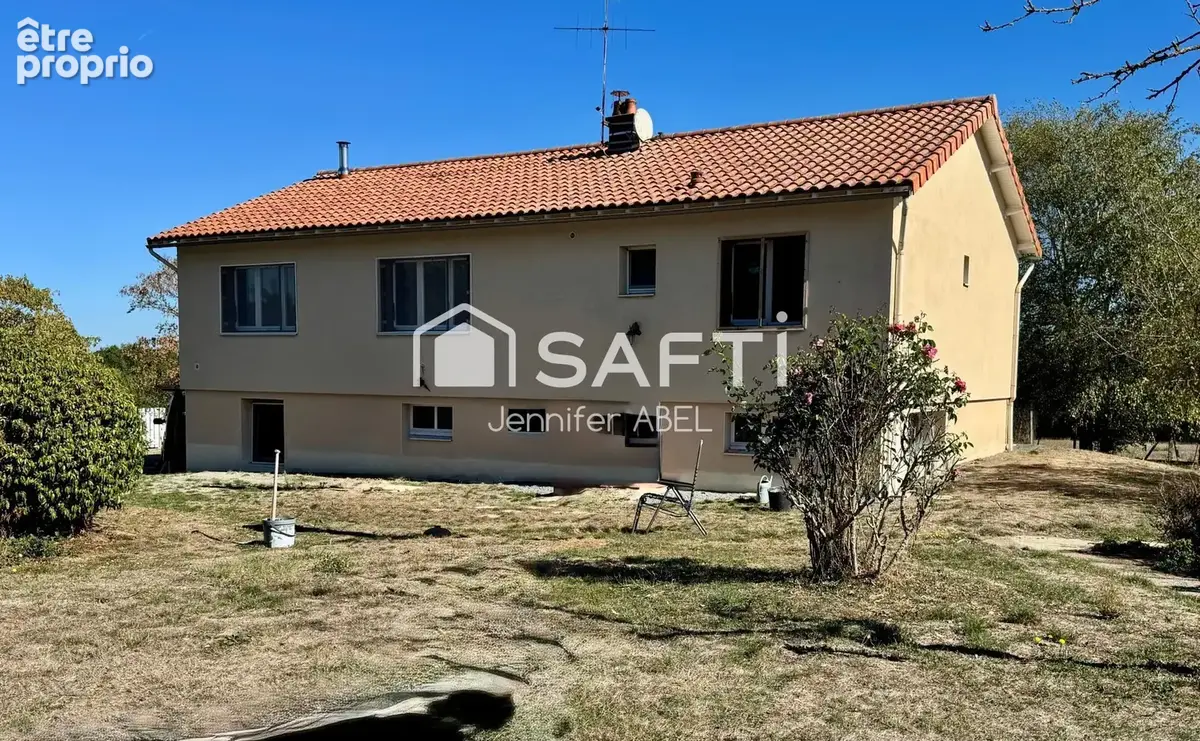 Photo 1 - Maison à FAYE-L'ABBESSE