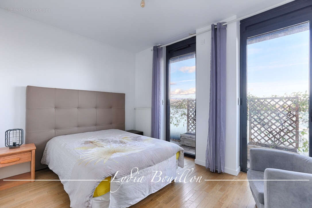 Appartement à NANTERRE