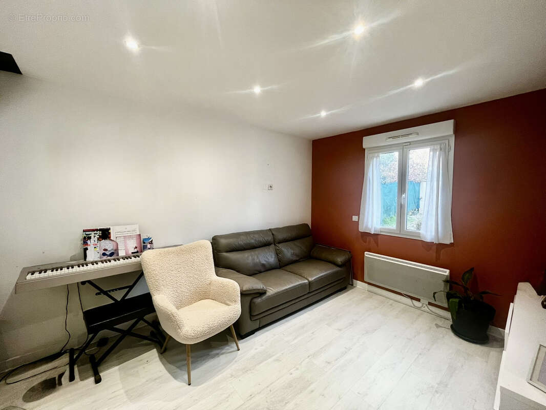 Maison à COULOMMIERS