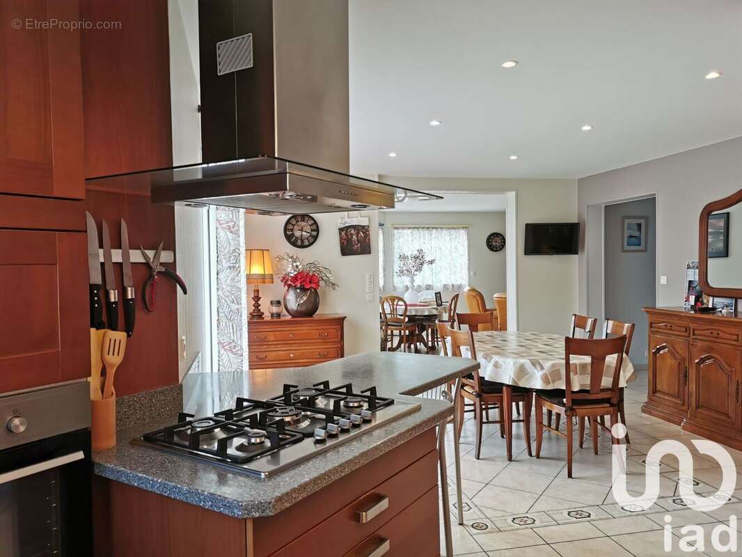 Photo 6 - Maison à TRELEVERN