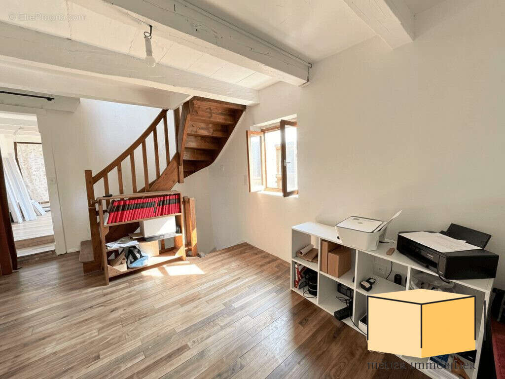 Maison 144 m² à Champagne-En-Valromey  - photo 5