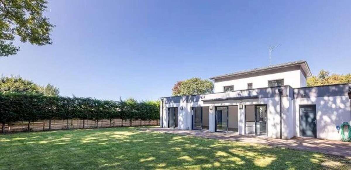 Maison à MERIGNAC