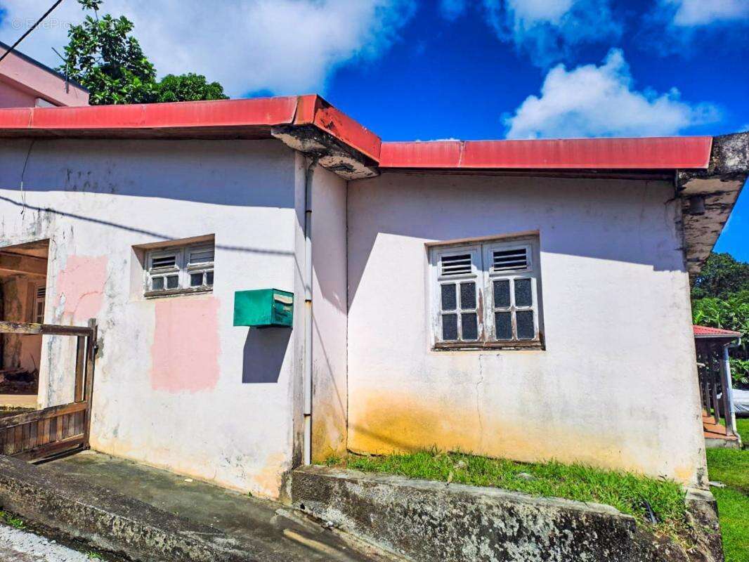 Maison à FORT-DE-FRANCE