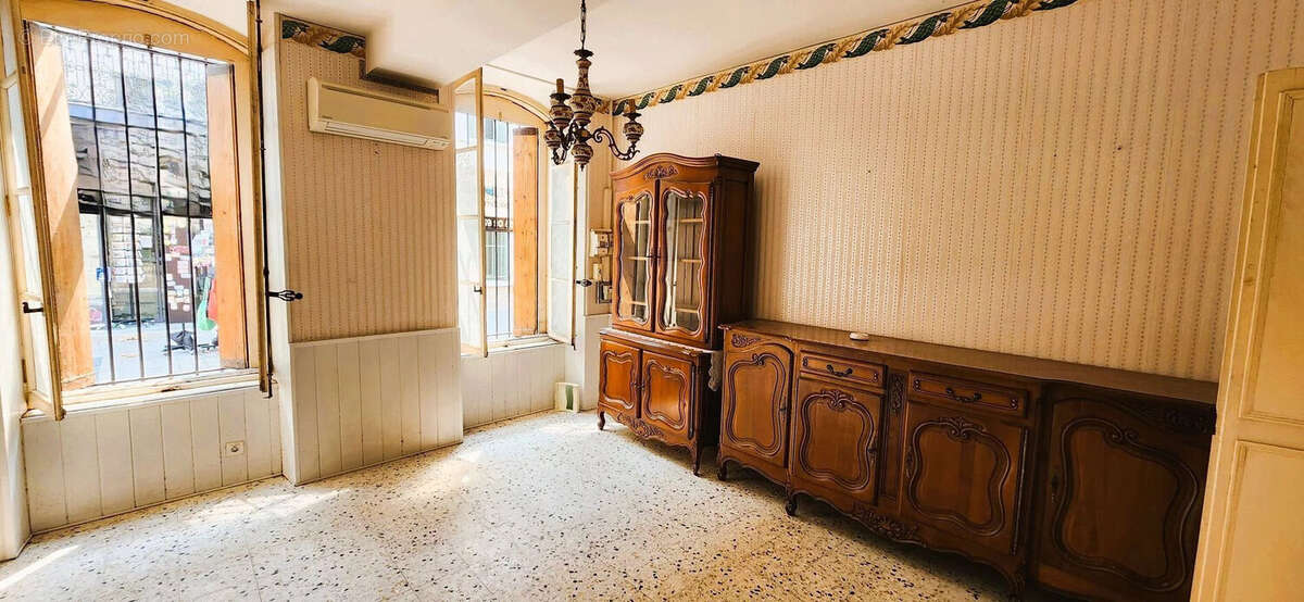Maison à BESSAN
