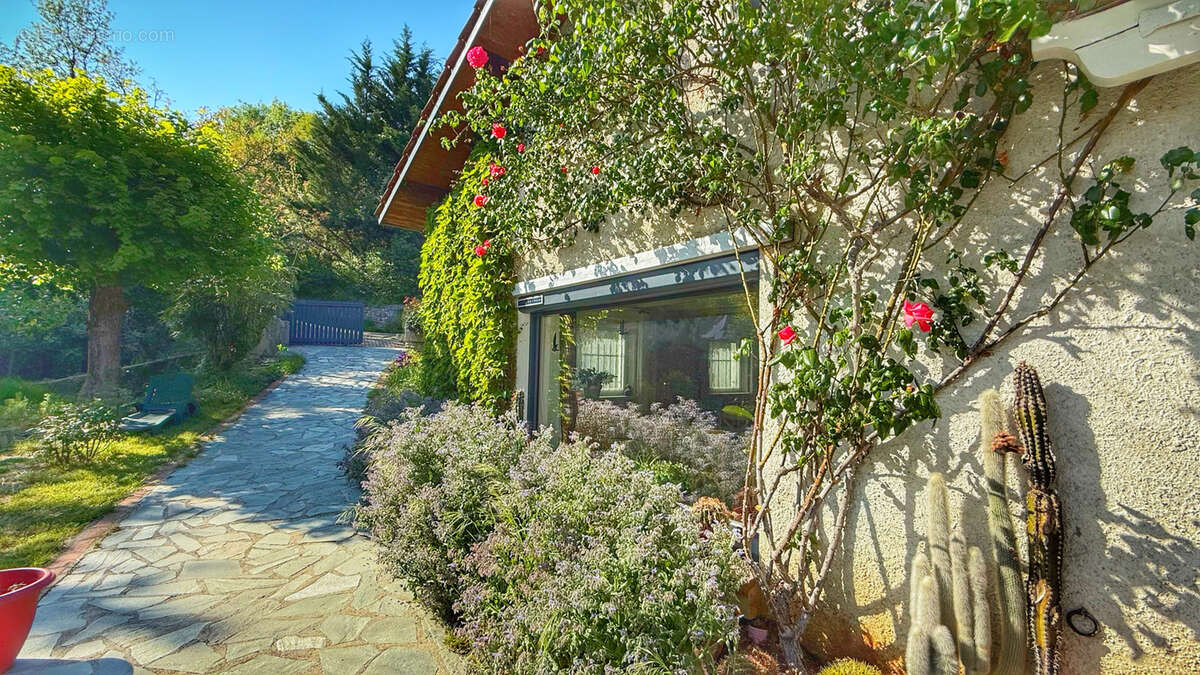 Maison à TULLINS