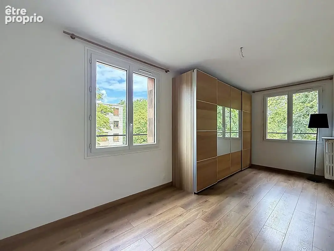 Le Vésinet Centre - 84 m² traversant, plein sud, à 1 min du RER - photo 11