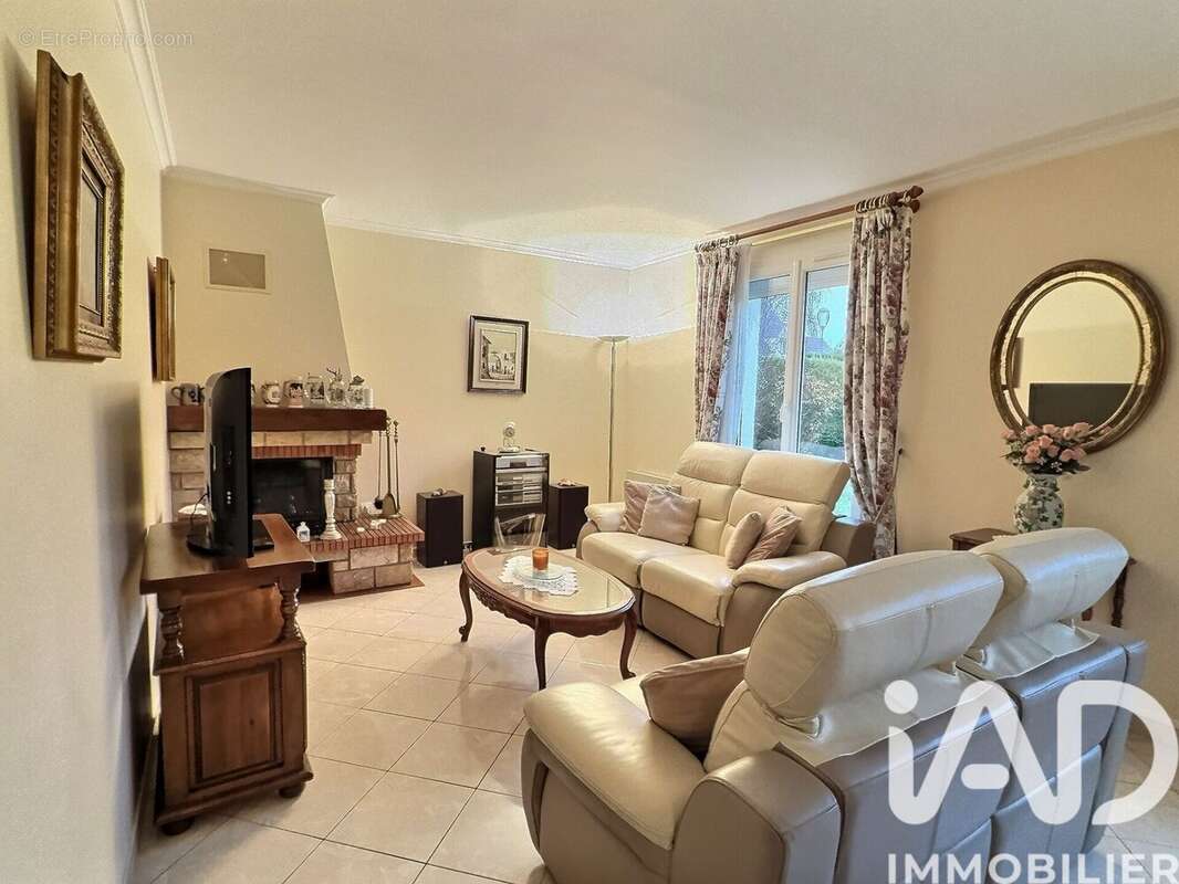 Photo 5 - Maison à OZOIR-LA-FERRIERE