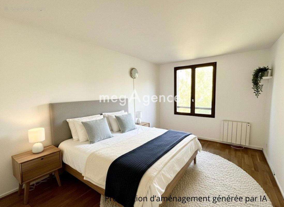 Maison à SAINT-NOM-LA-BRETECHE