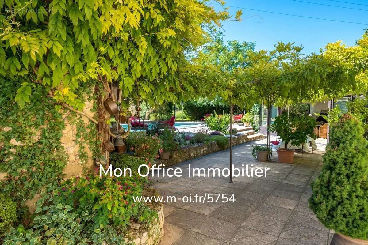 Maison à LAMANON