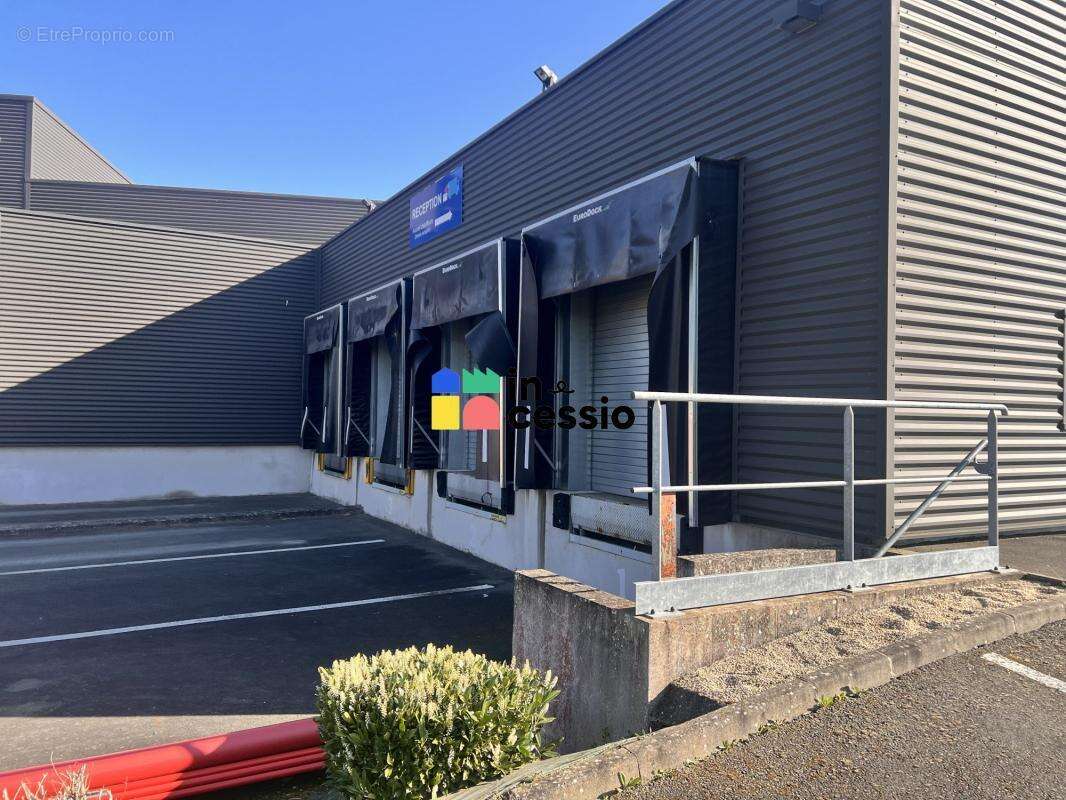 ? 1. site industriel d'exception – 8 000 m² – une opport - photo 2
